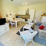 Lotsenhaus/seeluft Apartment Rostock